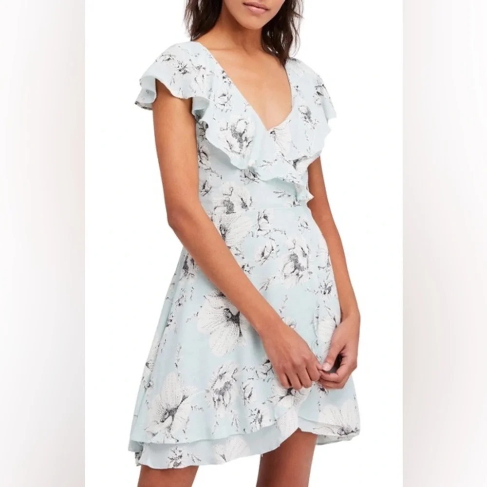 Free People Boho Fairy French Quarter Mini Wrap Dress Small Blue Floral Ruffle